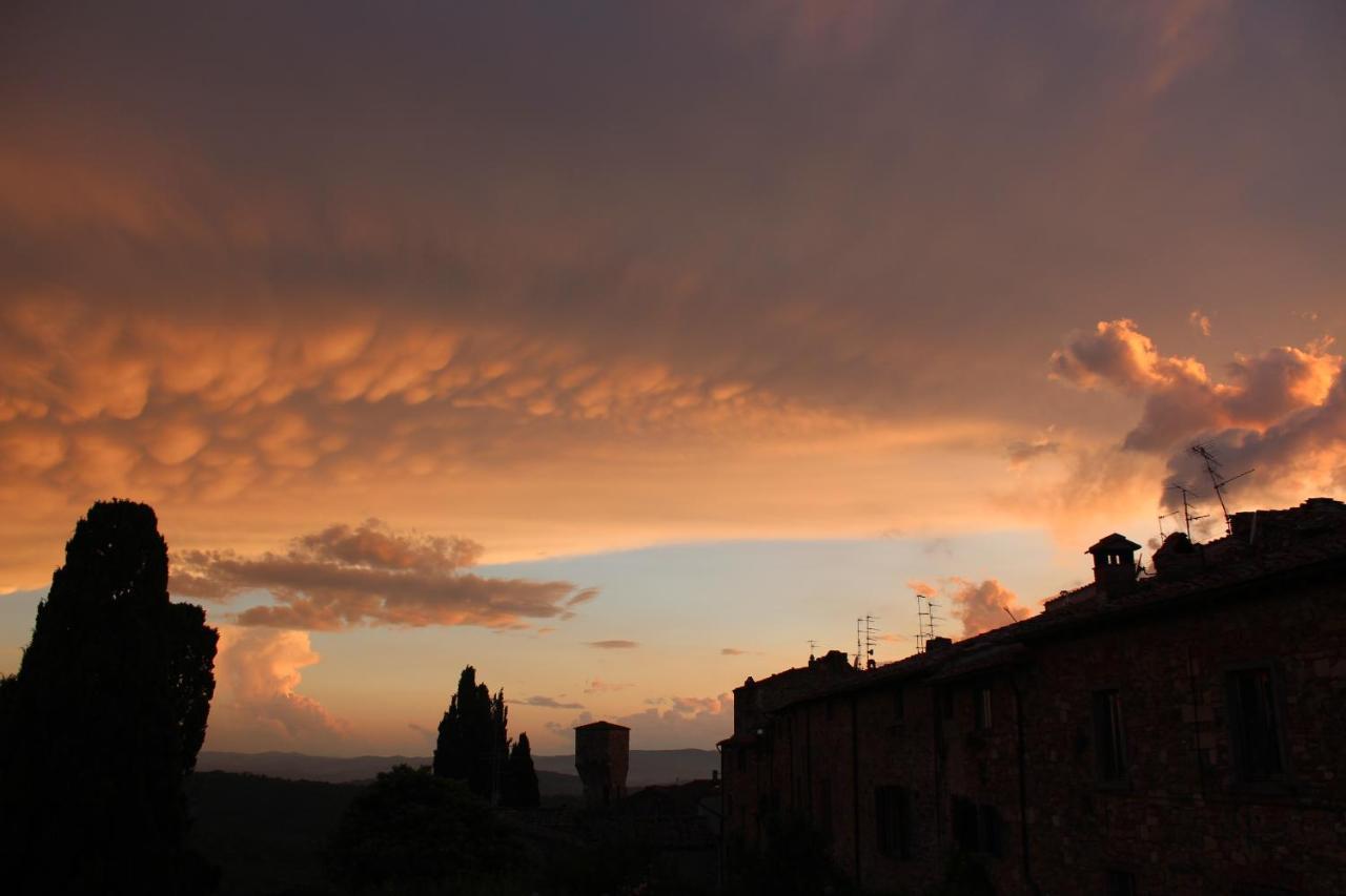 Le Terrazze Del Chianti B&B Residenza D'Epoca E Di Charme San Donato in Poggio エクステリア 写真